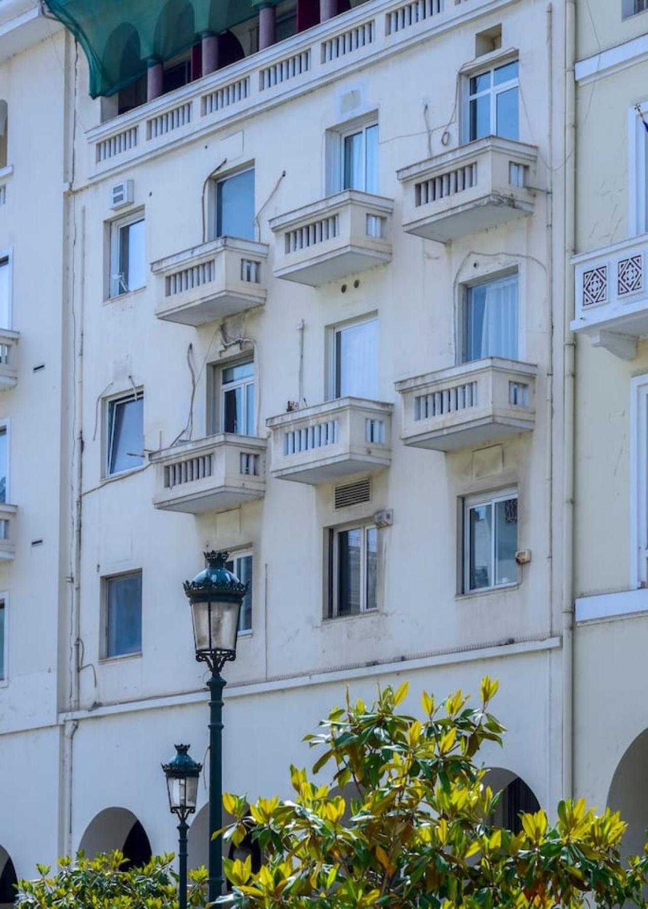 Aristotelian Virtues - Enkrateia Thessalonique Extérieur photo